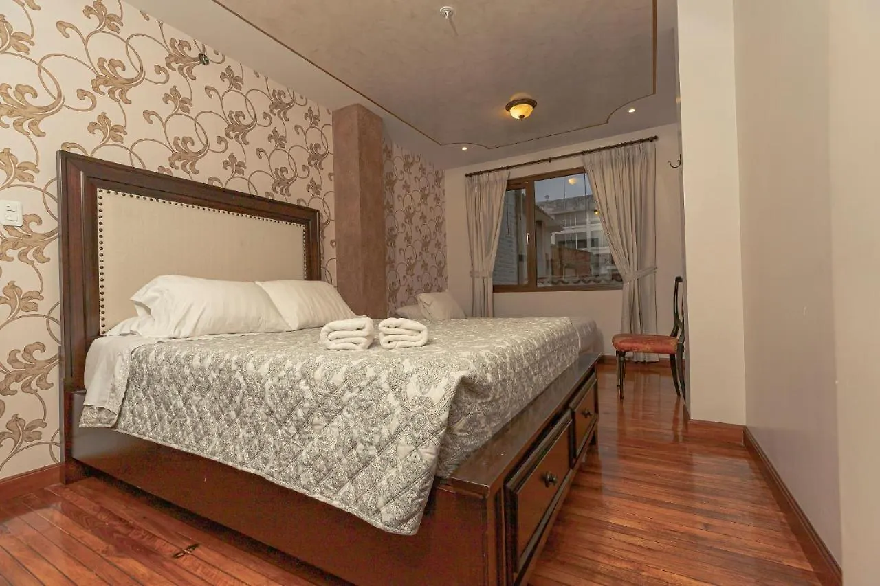 Hotel Azul De La Plaza By Chat Noir Cuenca
