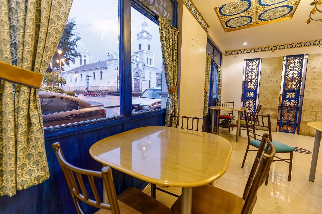 Hotel Azul De La Plaza By Chat Noir Cuenca Ecuador