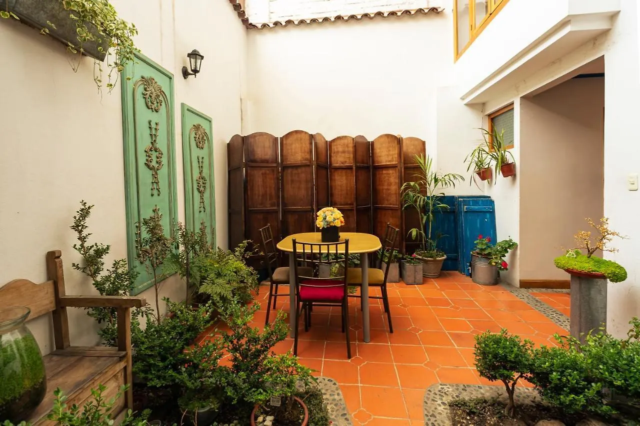 Hotel Azul De La Plaza By Chat Noir Cuenca