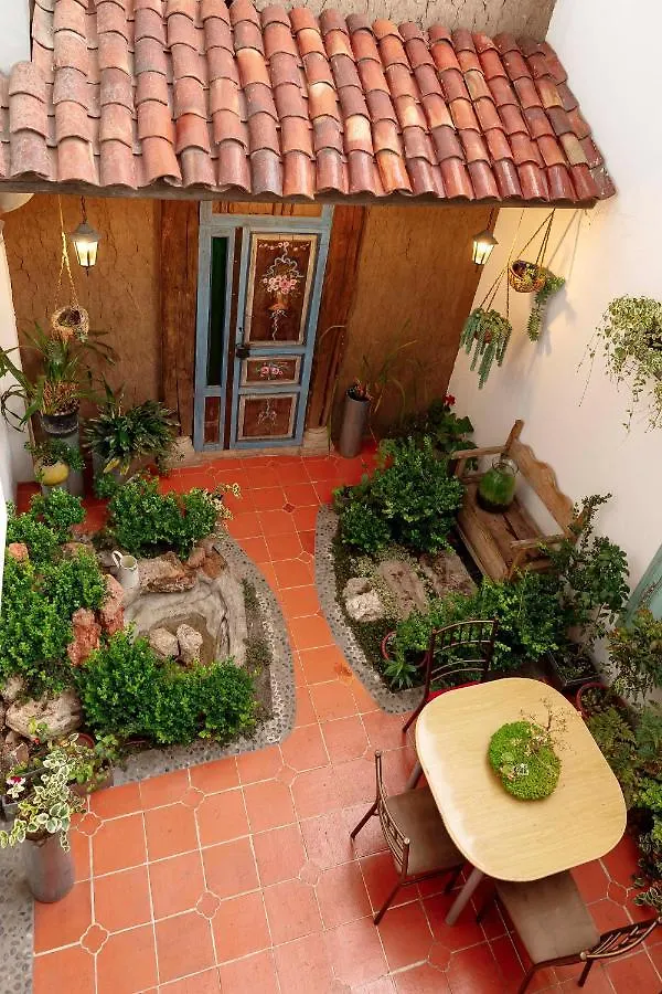 Hotel Azul De La Plaza By Chat Noir Cuenca